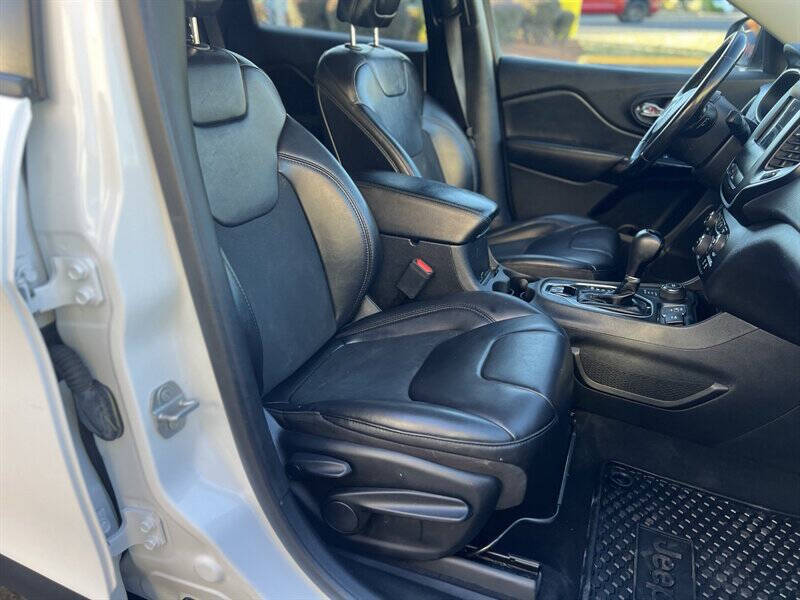 2020 Jeep Cherokee Latitude Plus