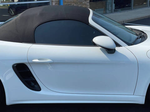 2024 Porsche 718 Boxster S