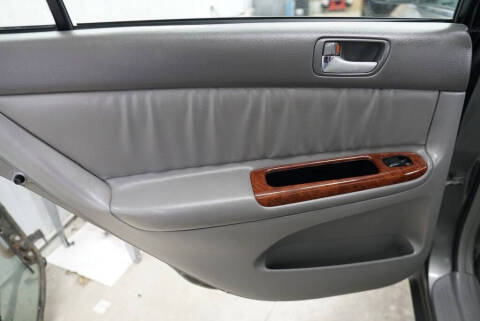 2004 Toyota Camry