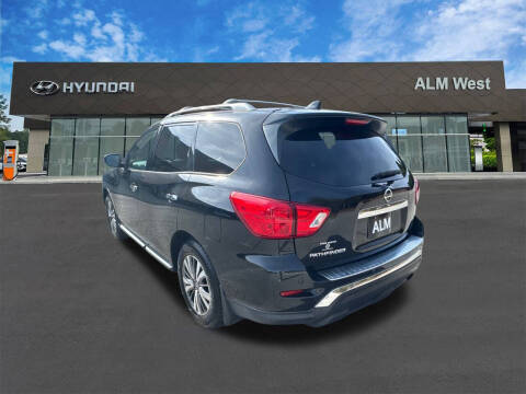 2020 Nissan Pathfinder S