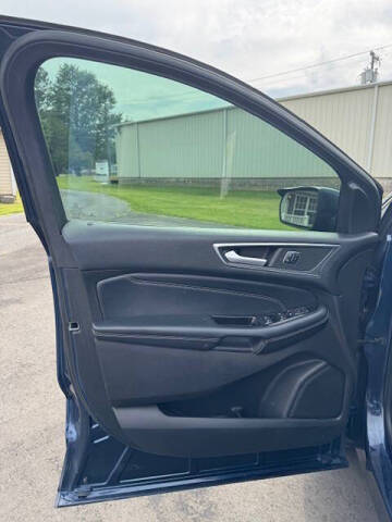 2017 Ford Edge Titanium