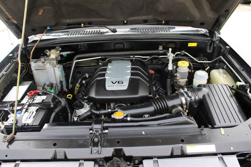 2001 Isuzu Trooper S