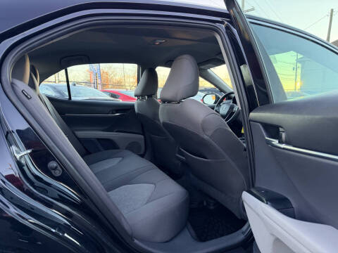 2019 Toyota Camry LE