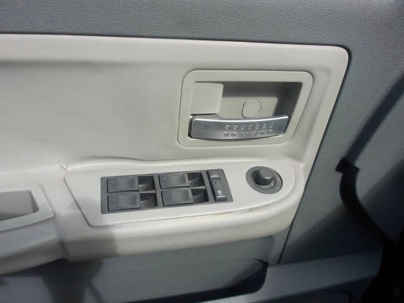 2005 Dodge Dakota Laramie