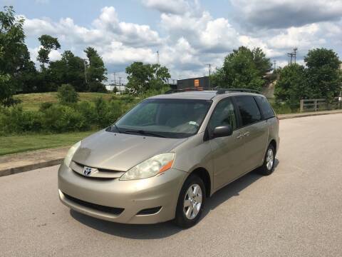 2006 Toyota Sienna for sale at Abe's Auto LLC in Lexington KY