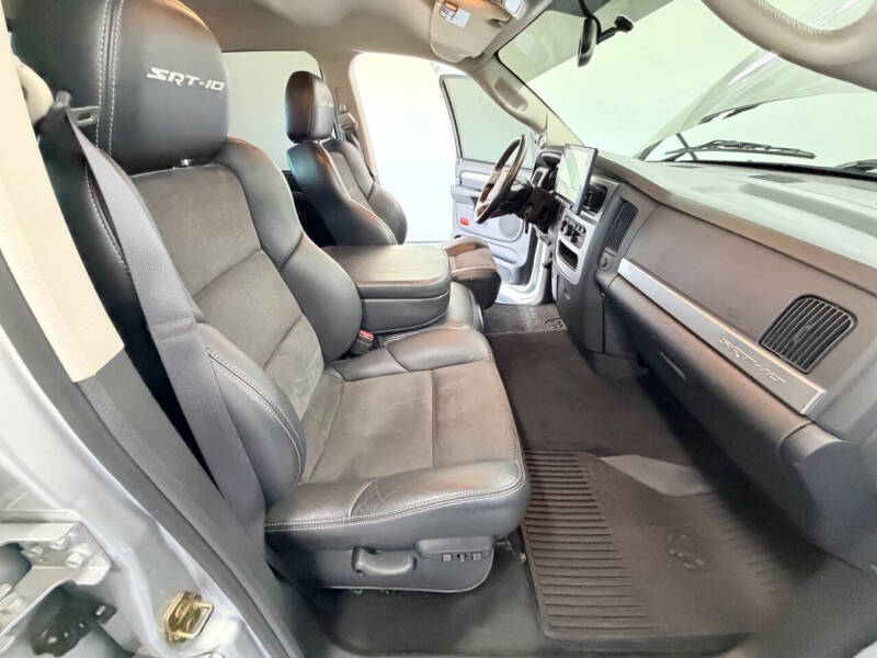2005 Dodge Ram 1500 SRT-10