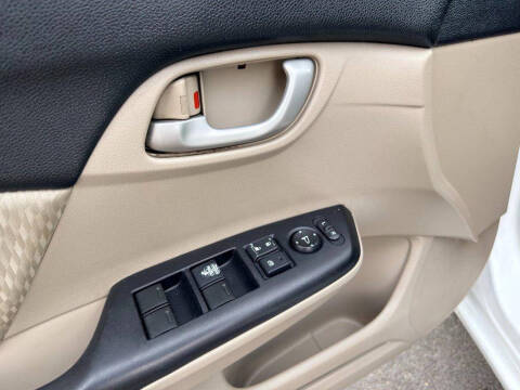 2015 Honda Civic SE - Photo 19