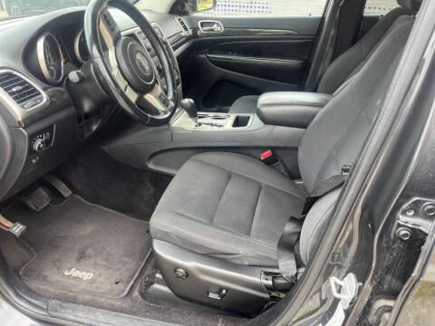 2011 Jeep Grand Cherokee Laredo