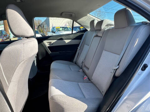 2016 Toyota Corolla LE