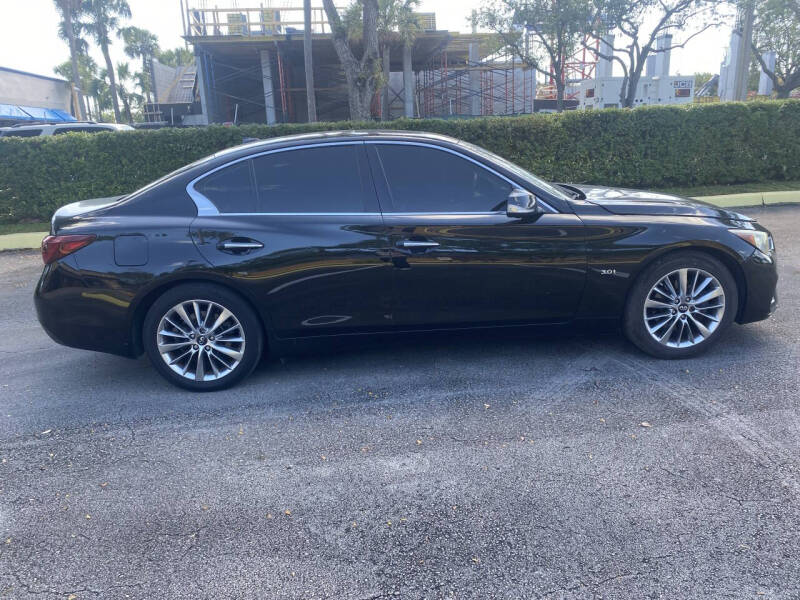 2018 Infiniti Q50 3.0T Luxe