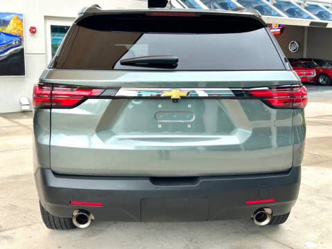 2023 Chevrolet Traverse LT Cloth