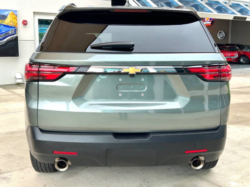 2023 Chevrolet Traverse LT Cloth