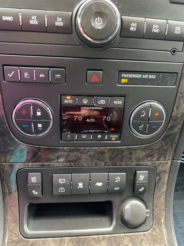2011 GMC Acadia Denali