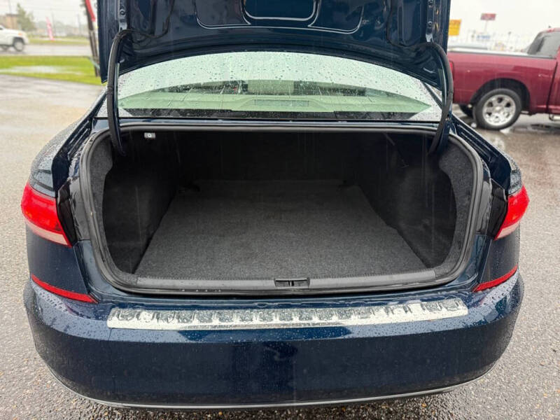 2022 Volkswagen Passat SE