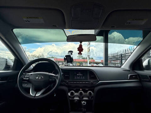 2019 Hyundai Elantra