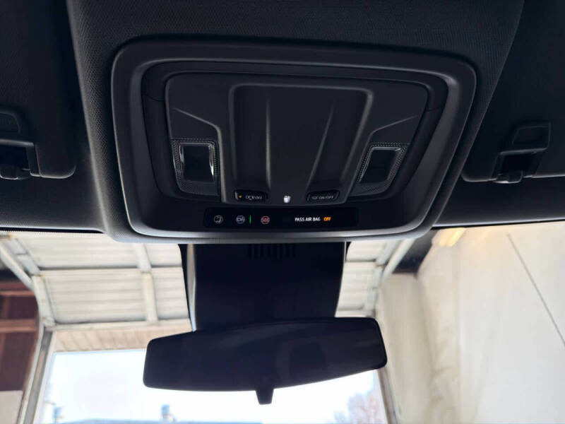 2026 GMC Sierra 1500 Elevation Standard