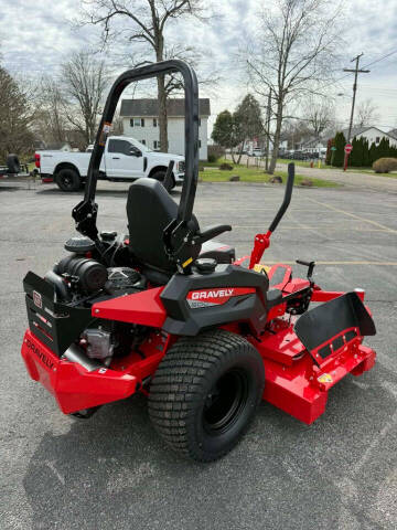 2026 Gravely PRO TURN 572 72"
