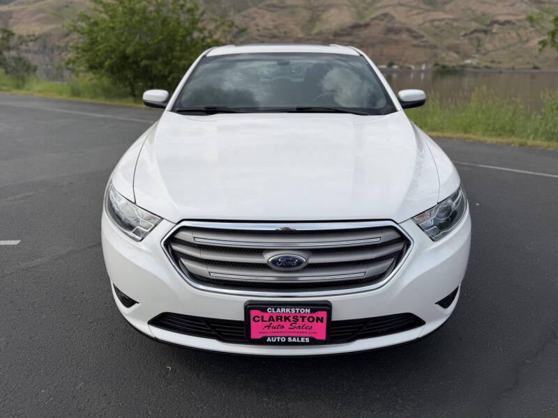 2017 Ford Taurus SEL
