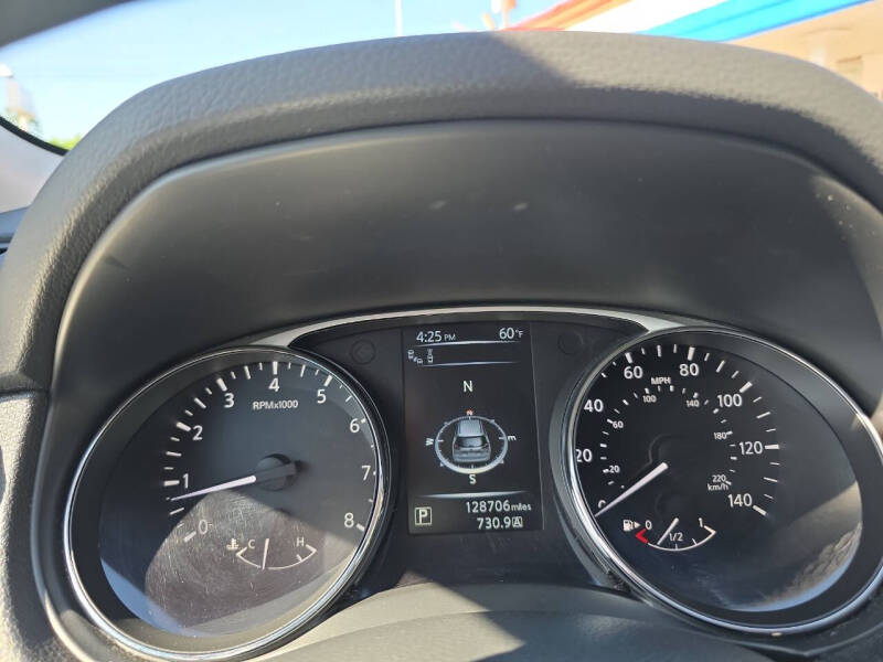 2015 Nissan Rogue SL