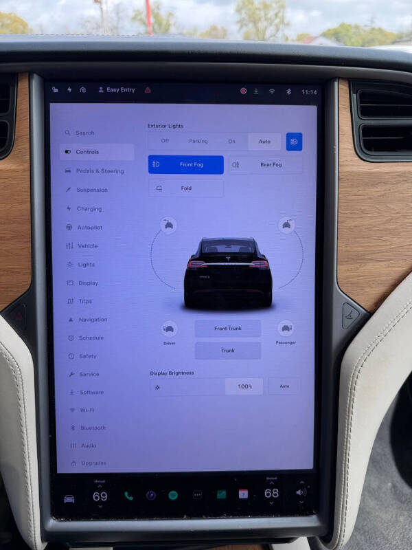 2019 Tesla Model X Standard Range