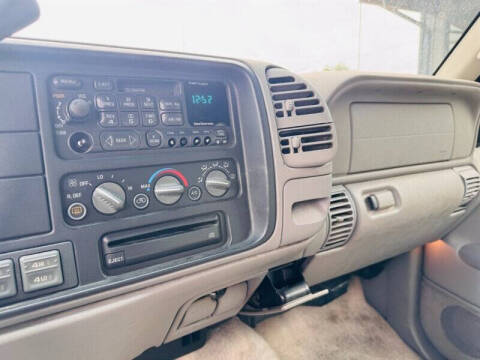 1999 GMC Suburban K1500
