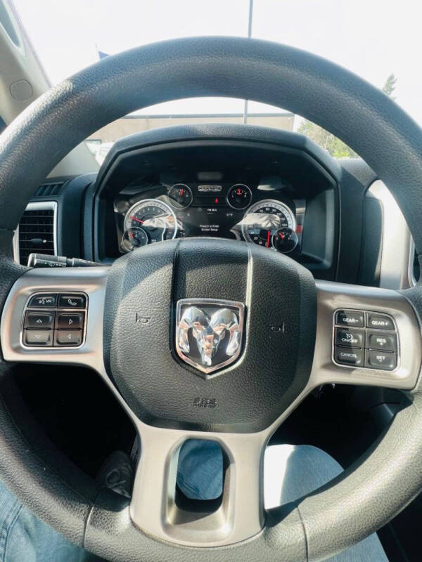 2023 RAM 1500 Classic SLT