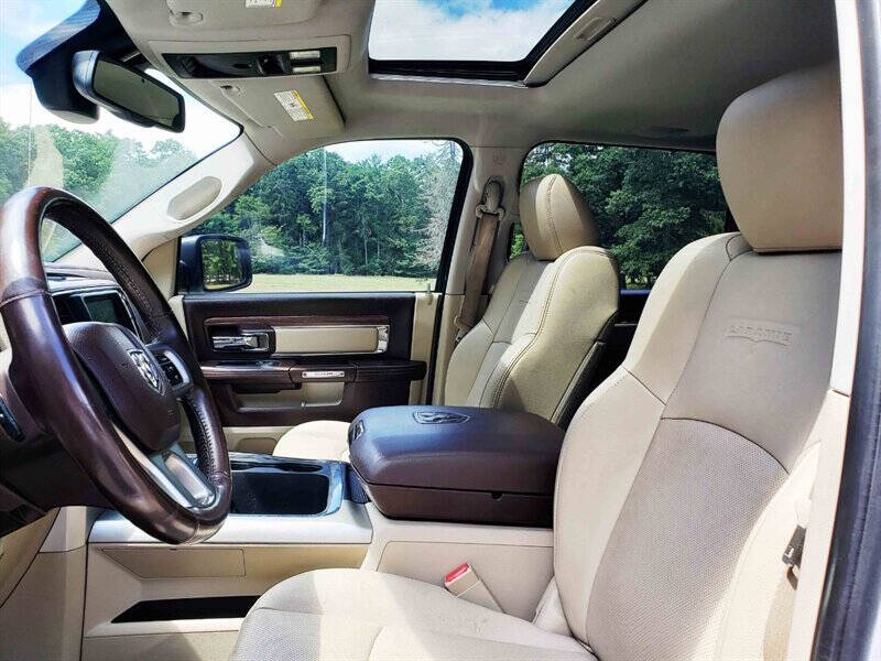 2016 RAM 1500 Laramie