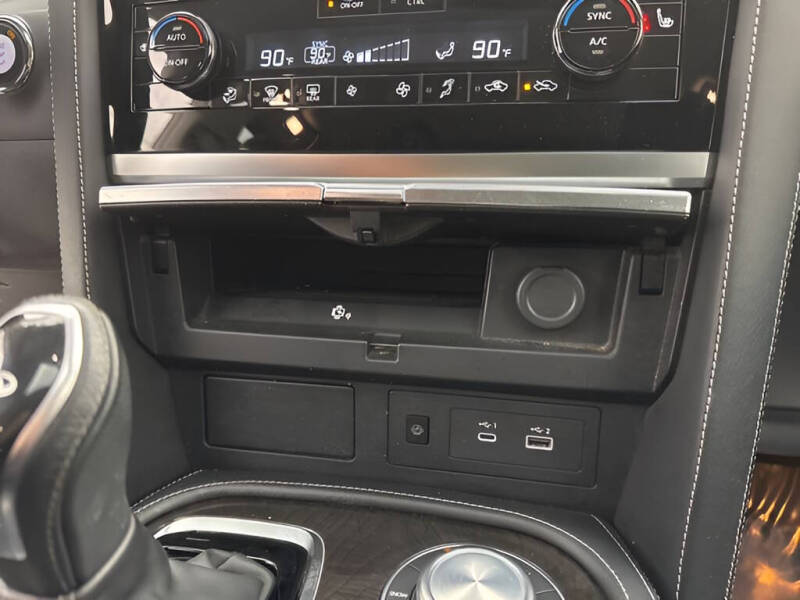 2024 Infiniti QX80 Luxe