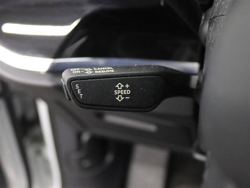 2023 Audi Q3 quattro S line Premium 45 TFSI