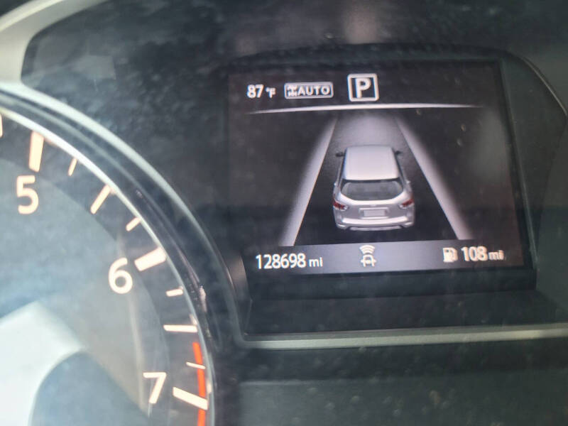 2018 Nissan Pathfinder SV