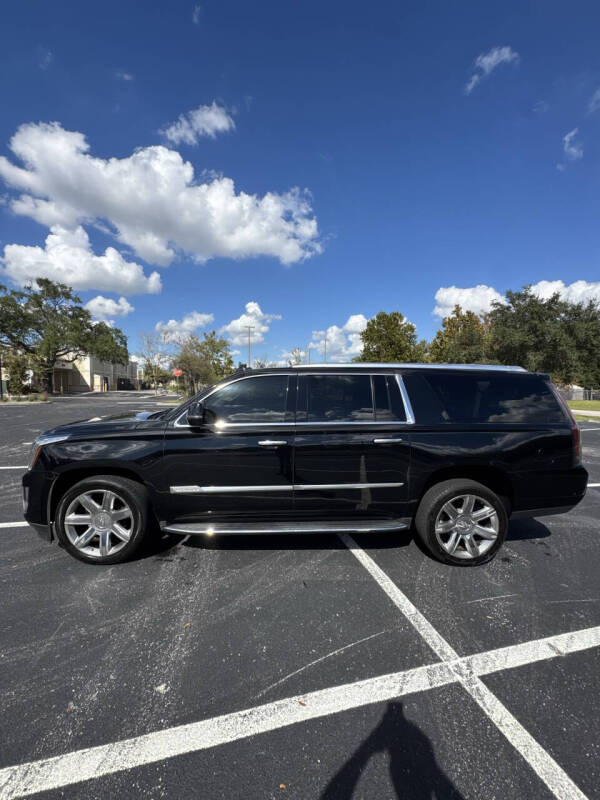 2020 Cadillac Escalade ESV Luxury