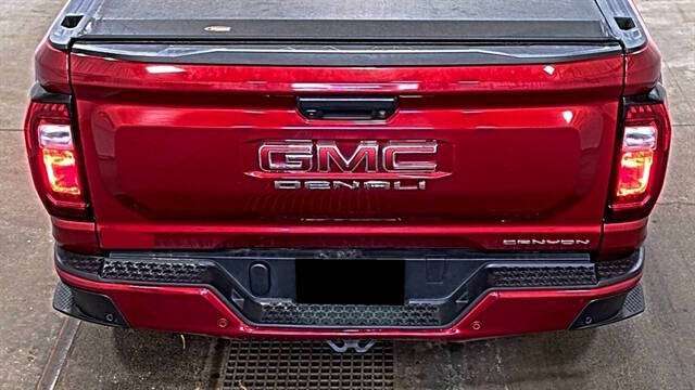 2024 GMC Canyon Denali