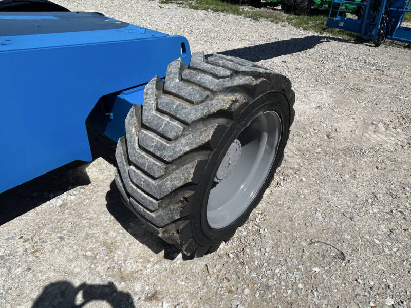 2016 Genie 85' Manlift