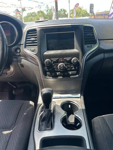 2018 Jeep Grand Cherokee Laredo E