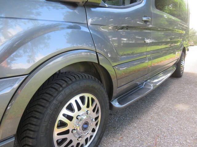 2025 Ford Transit 250