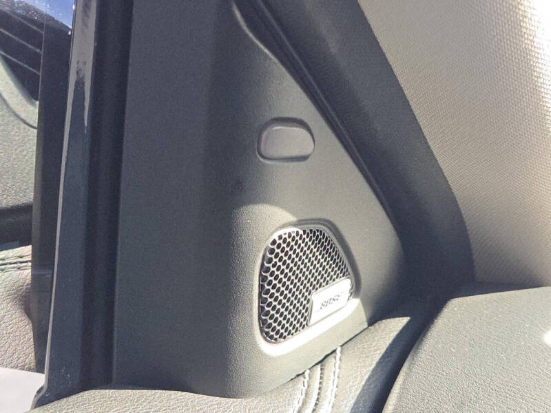 2020 Nissan Maxima Platinum