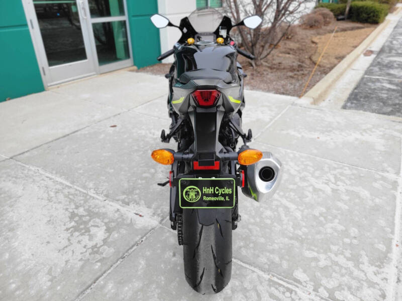 2023 Suzuki GSX-R1000R