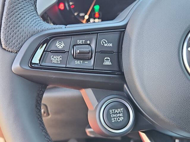 2024 Alfa Romeo Tonale Hybrid Veloce