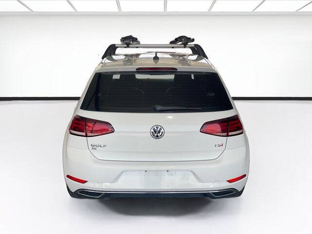 2018 Volkswagen Golf TSI SE