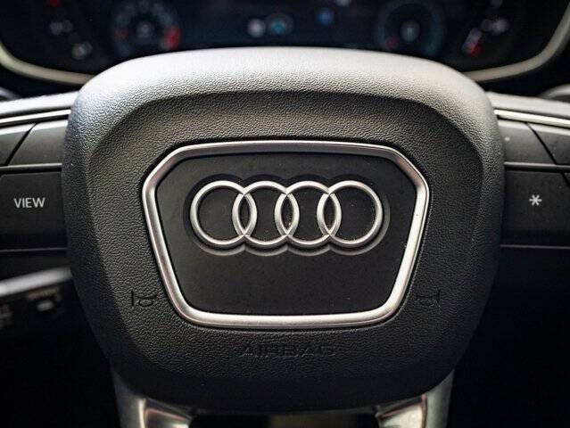 2022 Audi Q3 quattro S line Prem Plus 45 TFSI