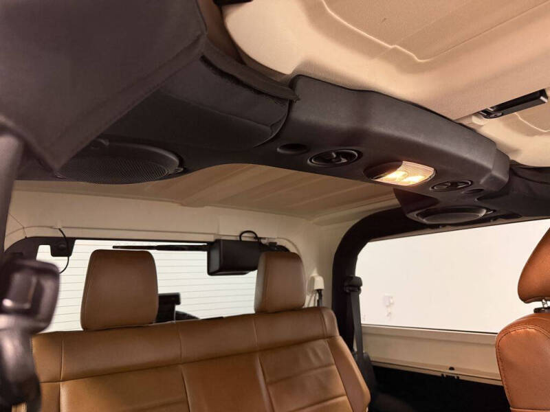 2011 Jeep Wrangler Sahara