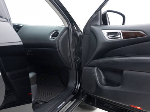 2013 Nissan Pathfinder Platinum