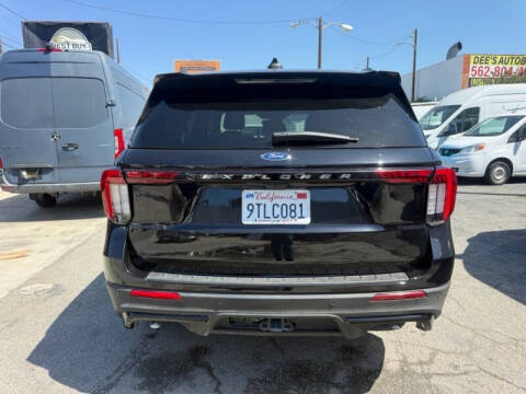 2025 Ford Explorer ST-Line