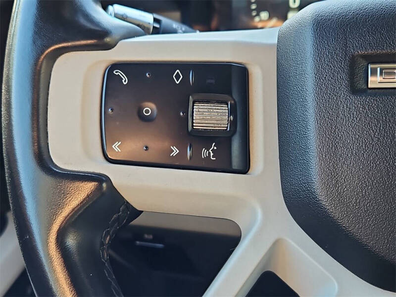 2022 Land Rover Defender 110 X-Dynamic SE