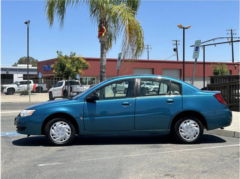 2005 Saturn Ion 2