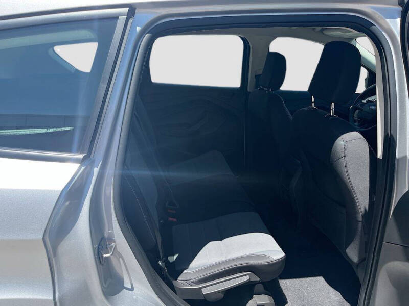 2019 Ford Escape S