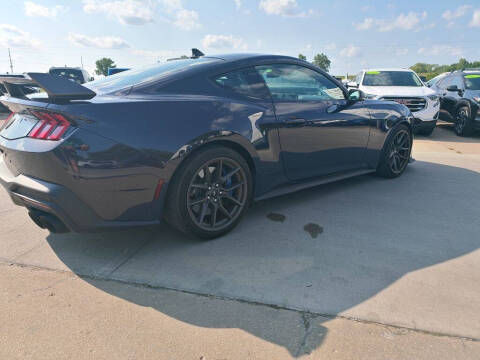 2025 Ford Mustang Dark Horse