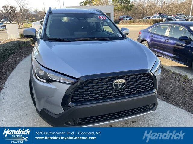 2024 Toyota Corolla Cross LE