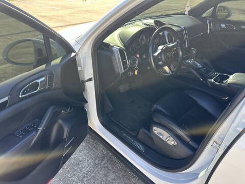 2016 Porsche Cayenne