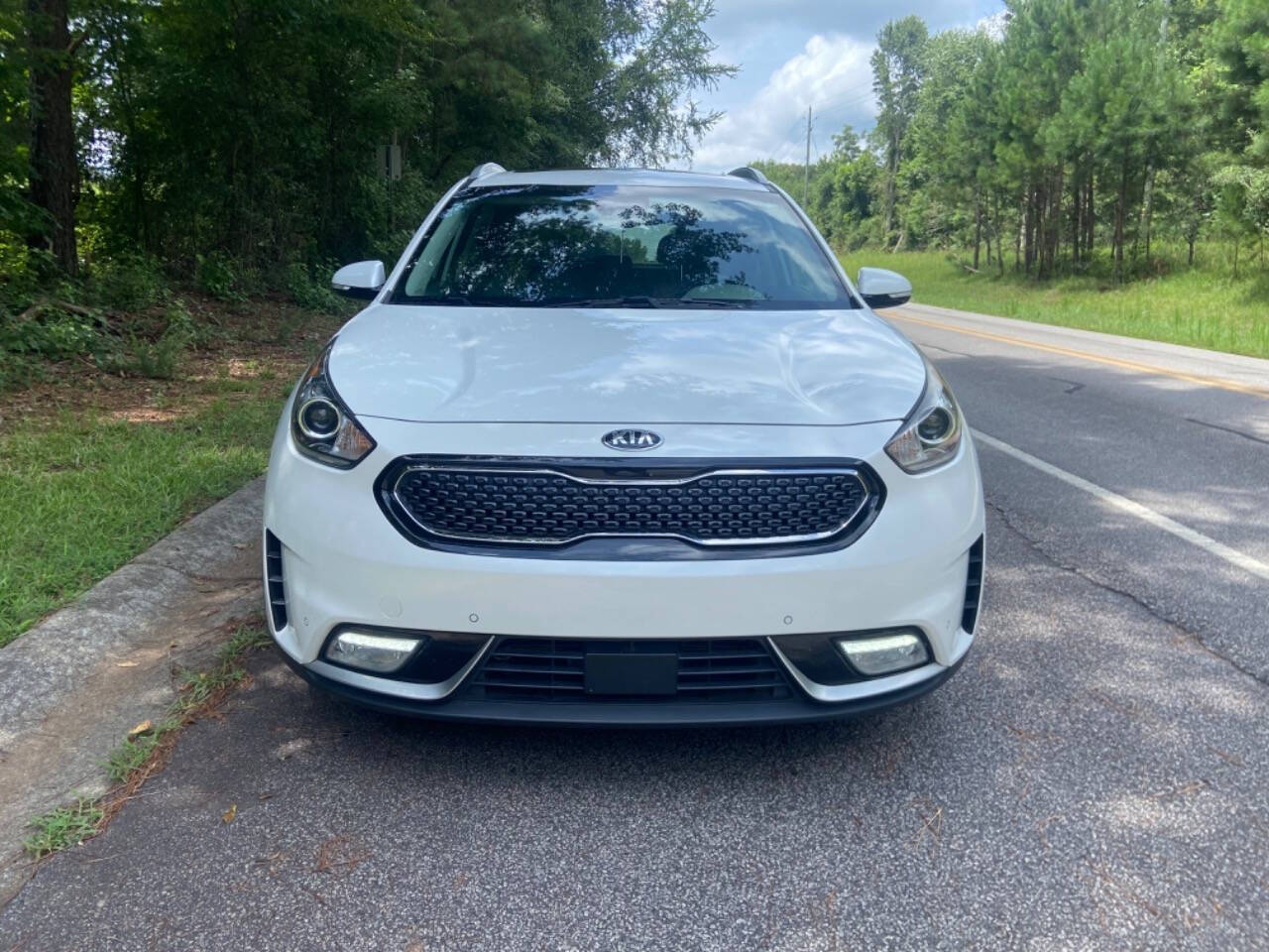 2018 Kia Niro for sale at Trading Solutions LLC in Buford, GA